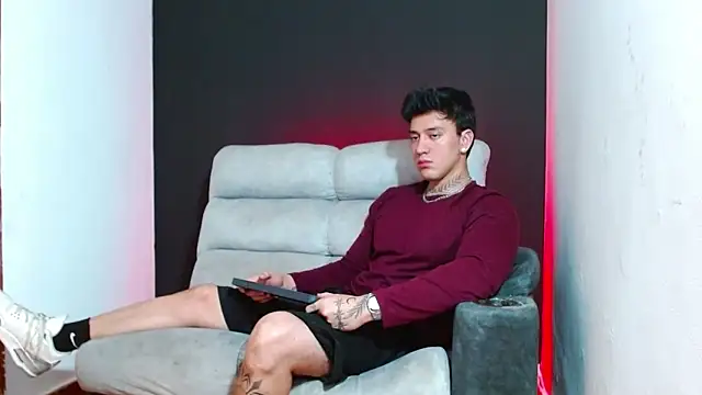 JUSTIN FULLER1 online show from 02.12.26