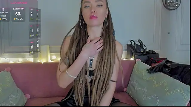 KellyFouler online show from 02.08.25