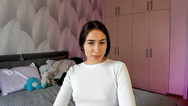 Snapshot of Bambiii_bby chatting on 12.18.24 Bambiii bby online show from 12.18.24