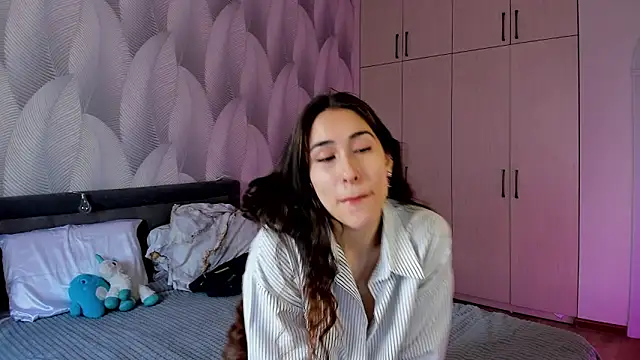 Snapshot of Bambiii_bby chatting on 12.22.24 Bambiii bby online show from 12.22.24