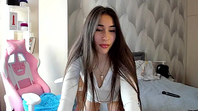 Snapshot of Bambiii_bby chatting on 01.15.25 Bambiii bby online show from 01.15.25