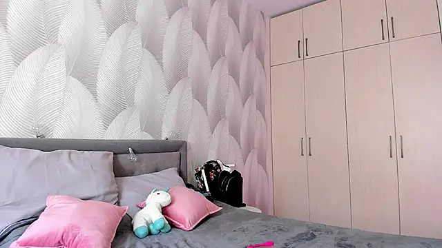 Snapshot of Bambiii_bby chatting on 02.05.25 Bambiii bby online show from 02.05.25