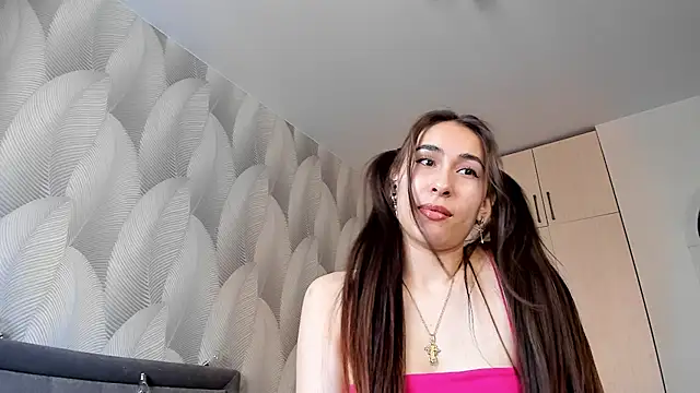 Snapshot of Bambiii_bby chatting on 02.17.25 Bambiii bby online show from 02.17.25