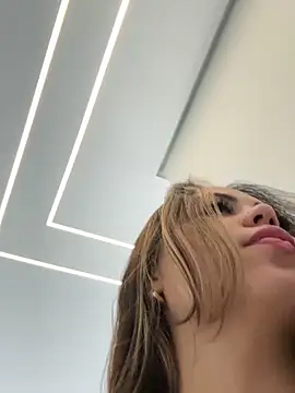 Snapshot of lariic chatting on 03.01.26 lariic online show from 03.01.26