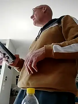 bogland33 online show from 03.17.25