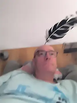 bogland33 online show from 09.14.25