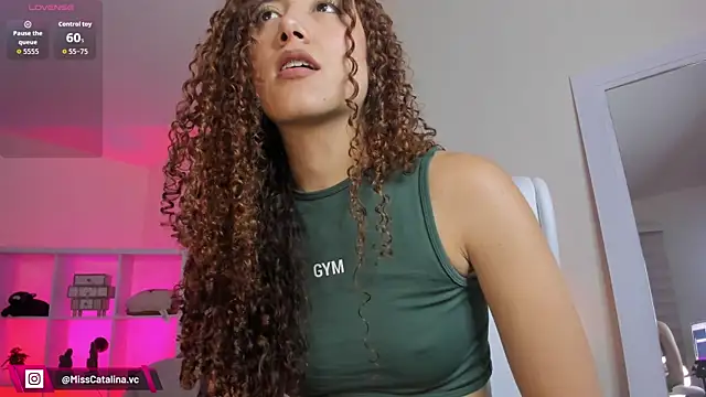 Snapshot of miss_catalinaa chatting on 06.19.26 miss catalinaa online show from 06.19.26