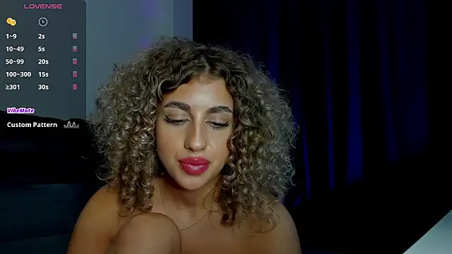 Snapshot of CurlyAnt0 chatting on 02.06.25 CurlyAnt0 online show from 02.06.25