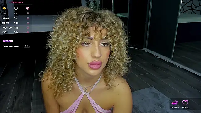 CurlyAnt0 online show from 12.22.25