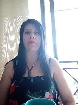 Snapshot of carolina_linarez69 chatting on 11.24.25 carolina linarez69 online show from 11.24.25
