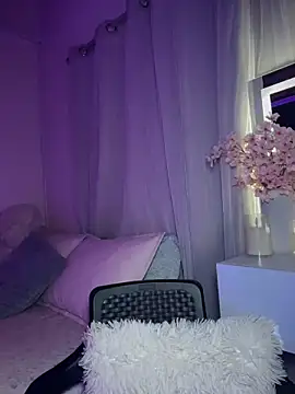 Snapshot of tuckersabrina chatting on 11.20.25 tuckersabrina online show from 11.20.25