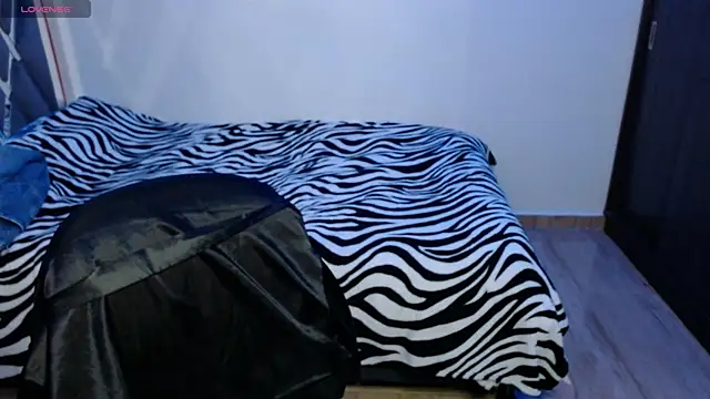 Amber Lovely online show from 10.07.25