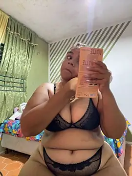 Evabigass online show from 10.02.25