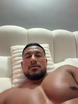 Snapshot of CallumMuscle chatting on 07.20.26 CallumMuscle online show from 07.20.26