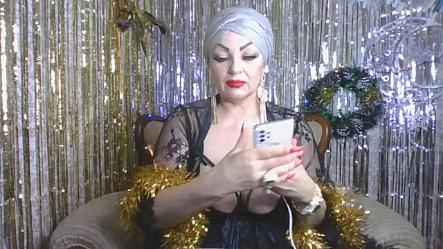 Izabella gold online show from 12.28.24