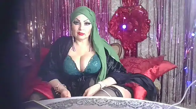 Izabella gold online show from 03.08.25