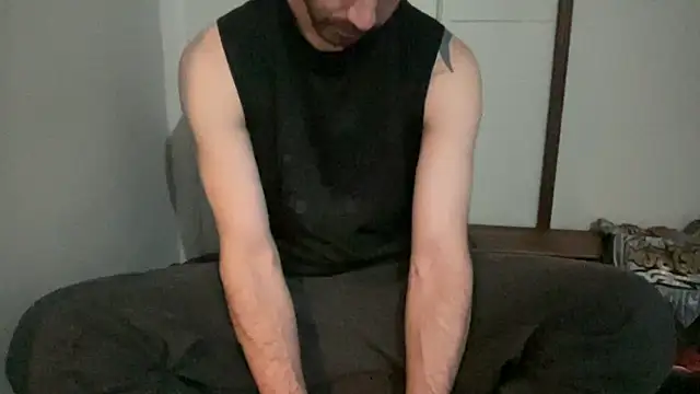 Snapshot of alphajoshkosh chatting on 03.31.26 alphajoshkosh online show from 03.31.26