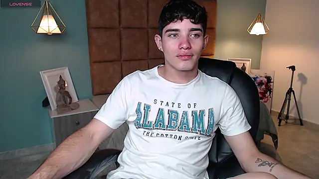 AlejooTwink online show from 02.12.25