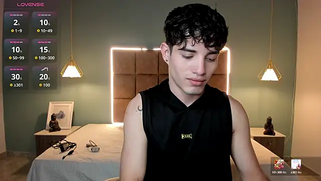 Snapshot of AlejooTwink chatting on 05.03.26 AlejooTwink online show from 05.03.26