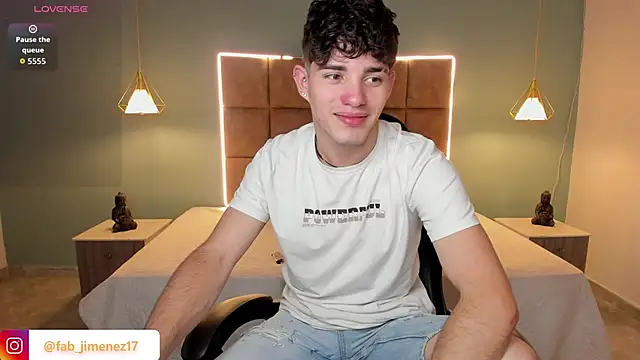 Snapshot of AlejooTwink chatting on 06.23.26 AlejooTwink online show from 06.23.26
