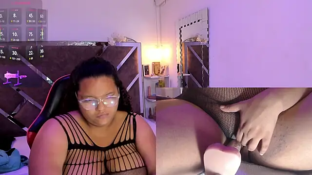 MhiaRey online show from 10.15.25