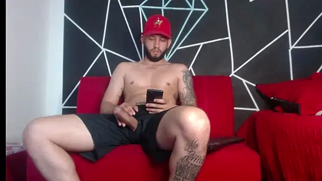 Snapshot of maxXximo777 chatting on 12.20.24 maxXximo777 online show from 12.20.24