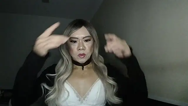 Reneta Rebekka Lopez online show from 03.21.25