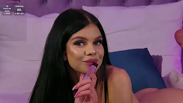 IvyRaven online show from 02.05.25