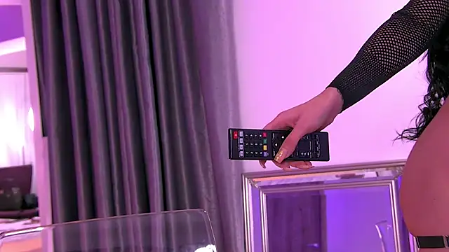 IvyRaven online show from 09.30.25