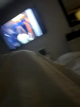 Snapshot of Mia_MilesXXX chatting on 11.21.25 Mia MilesXXX online show from 11.21.25