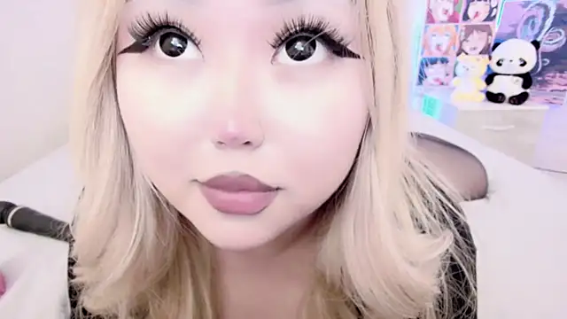 amelia sunlight online show from 01.30.25