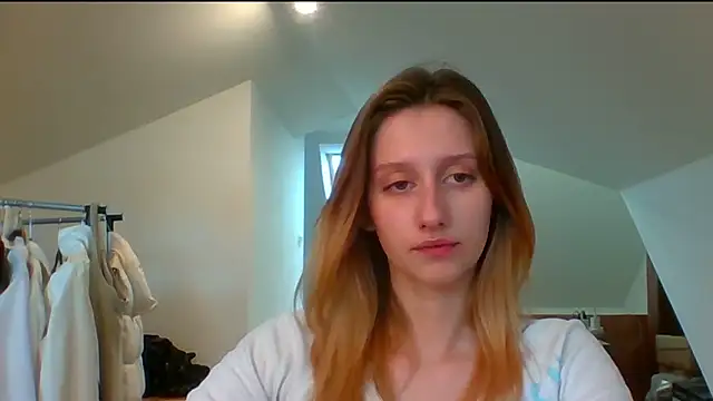 LUNA delight online show from 01.03.25