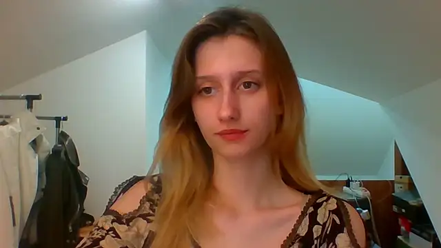 LUNA delight online show from 01.24.25