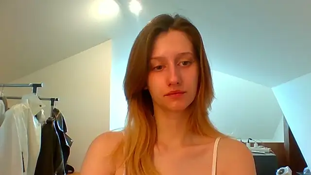 LUNA delight online show from 02.28.25