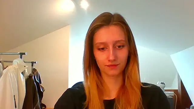 LUNA delight online show from 03.05.25