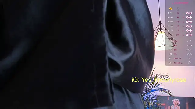 CurlyRose   online show from 11.06.25