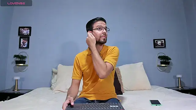 ETHAN ADAM online show from 01.07.25