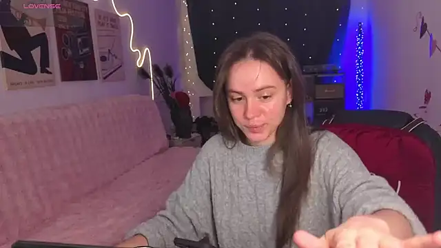 Emillias online show from 02.19.26