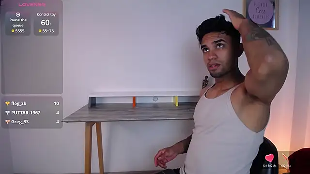 Snapshot of floriamANDjazmin chatting on 01.16.25 floriamANDjazmin online show from 01.16.25