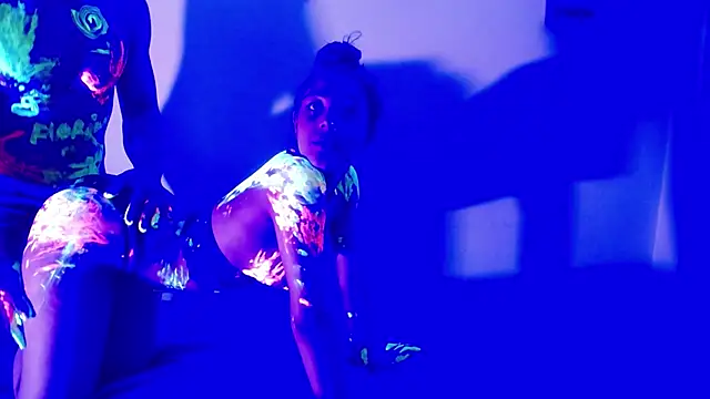 Snapshot of floriamANDjazmin chatting on 01.24.25 floriamANDjazmin online show from 01.24.25