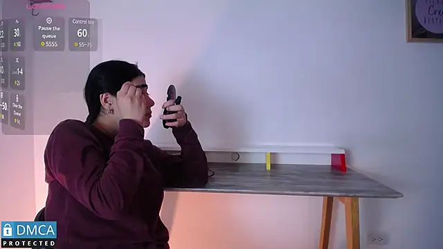 Snapshot of floriamANDjazmin chatting on 01.31.25 floriamANDjazmin online show from 01.31.25