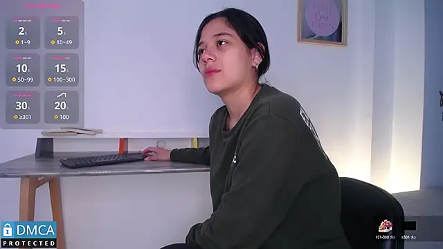 Snapshot of floriamANDjazmin chatting on 03.07.25 floriamANDjazmin online show from 03.07.25