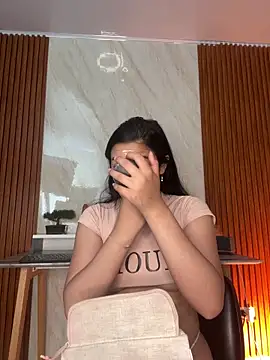 Snapshot of floriamANDjazmin chatting on 09.11.25 floriamANDjazmin online show from 09.11.25