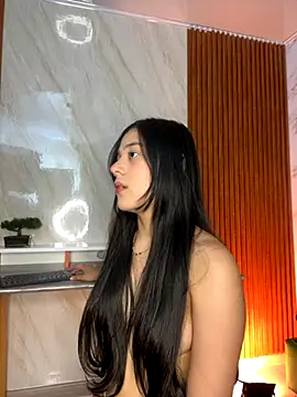 Snapshot of floriamANDjazmin chatting on 09.27.25 floriamANDjazmin online show from 09.27.25