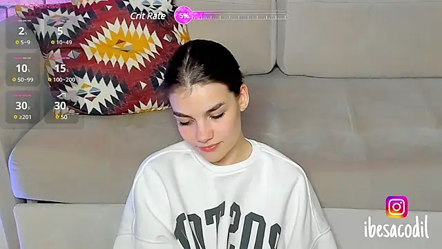 Snapshot of adriana_allien chatting on 12.15.24 adriana allien online show from 12.15.24