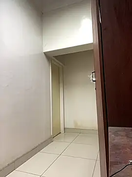 Snapshot of BeautyAuroa chatting on 02.16.25 BeautyAuroa online show from 02.16.25