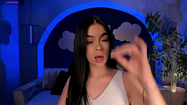 AlanaCraft online show from 02.20.25