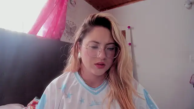 miss julietaa online show from 12.02.25