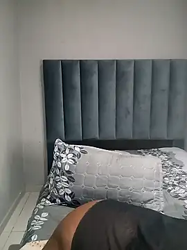 BustyWendyXXX47 online show from 01.18.25