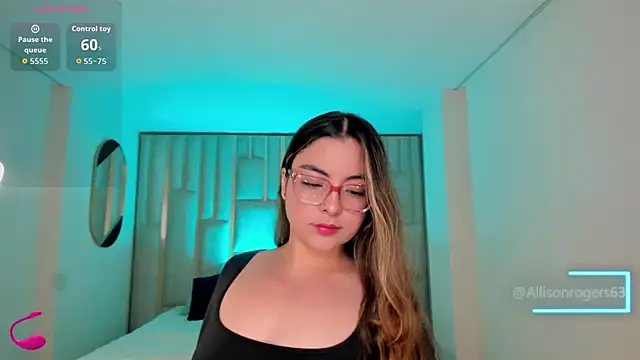 Snapshot of AllisonRogersX chatting on 05.26.26 AllisonRogersX online show from 05.26.26